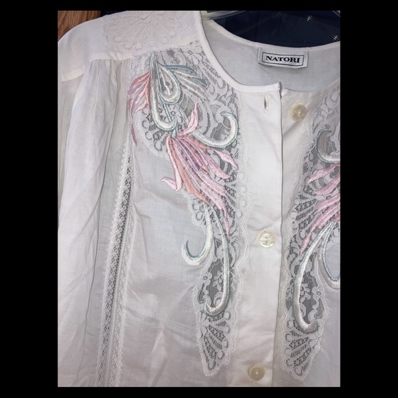 Never Worn Natori Brand Nightgown, White With Colorful Embroidery. - Picture 2 of 2